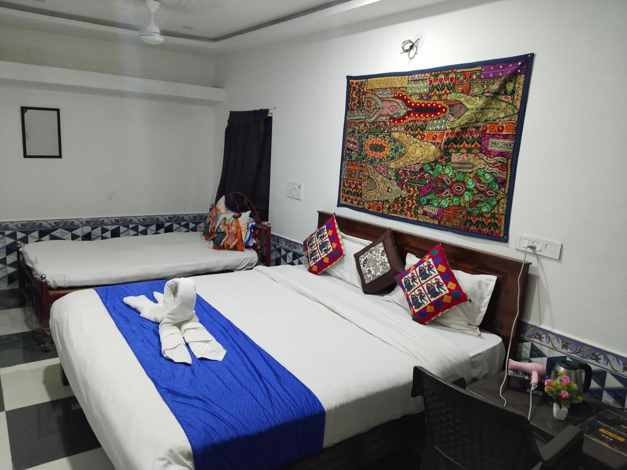 Hotel Shahiraj Jaisalmer Room photo